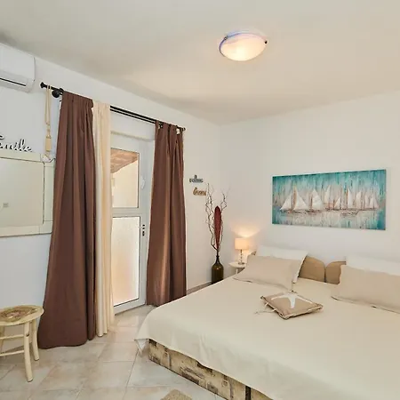 Studio Dolores-Apartment By The Sea Maranovici Exterior photo